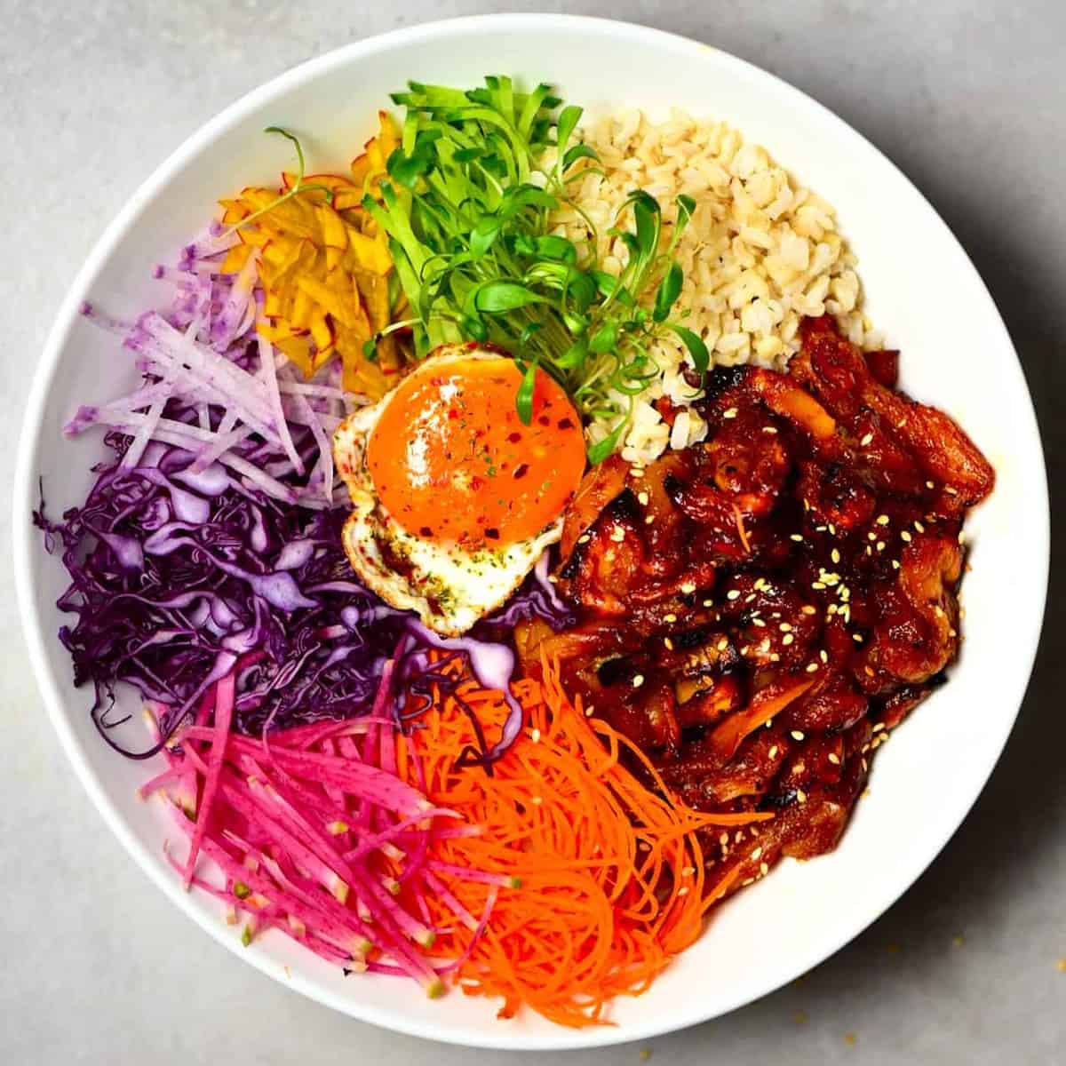 BBQ Pulled Jackfruit Donburi: A Flavorful Twist on Japanese Bowls